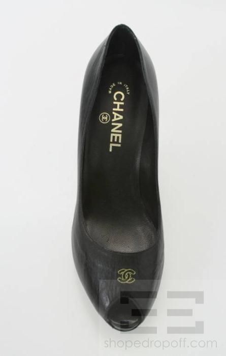 Chanel Black Leather Yellow Logo Peep Toe Heels Size 40 07A  