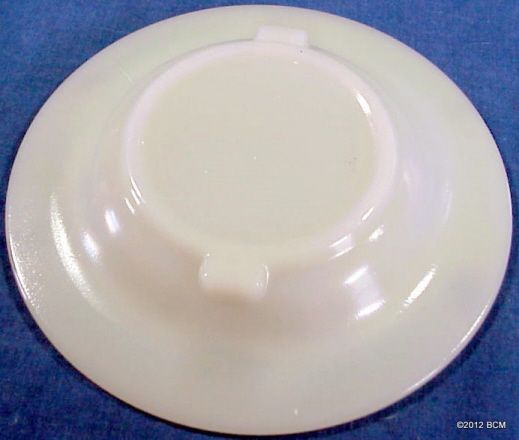 Smoke KOOLS for that clean KOOL taste ADVERTISING ASHTRAY Vintage Milk 