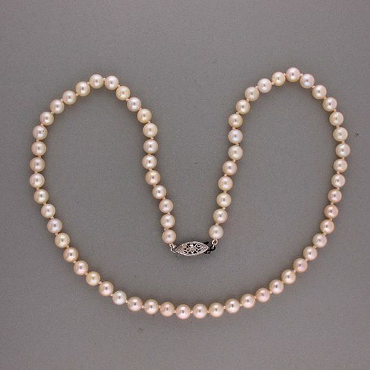 18 INCH 6MM FINE JAPANESE CULTURED PEARL NECKLACE 14K WHITE GOLD CATCH 