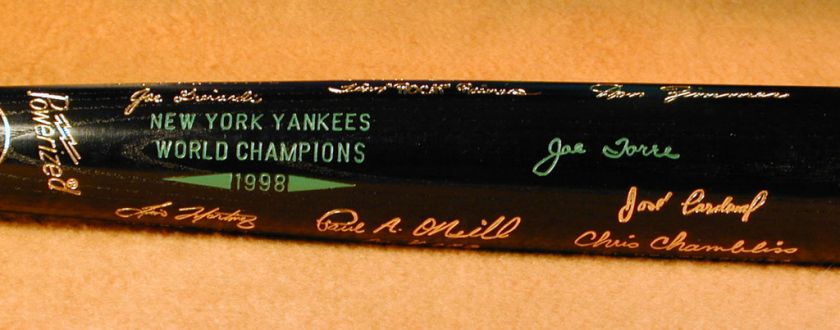 1998 New York Yankees World Series Black Bat MINT  