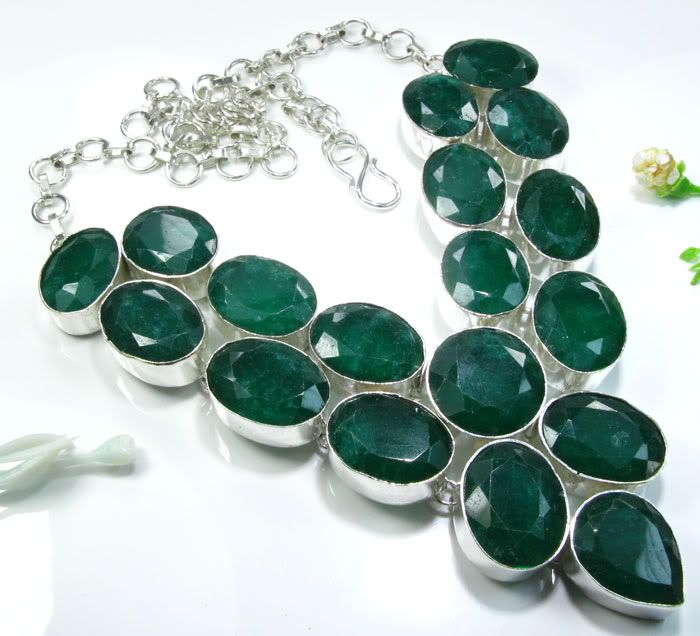 GIANT EMERALD SILVER NECKLACE 18; S4927  