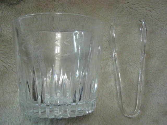 Princess House Crystal Heritage Ice Server 863 w Box and Tongs  