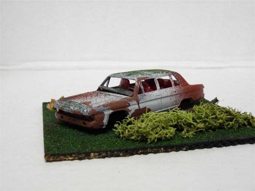 Russian 1/43 GAZ 14 Chayka Diorama Diecast Model Car  