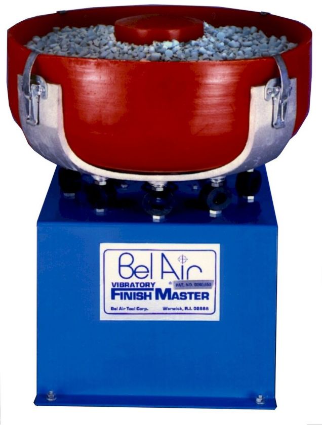 FM 2010 Finishmaster Vibratory Finisher  