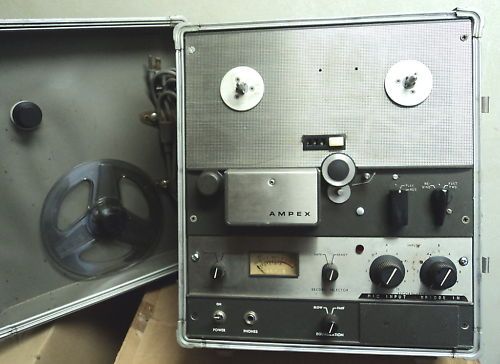 AMPEX AG 600 1 VINTAGE 1/4 REEL TO REEL TAPE RECORDER  