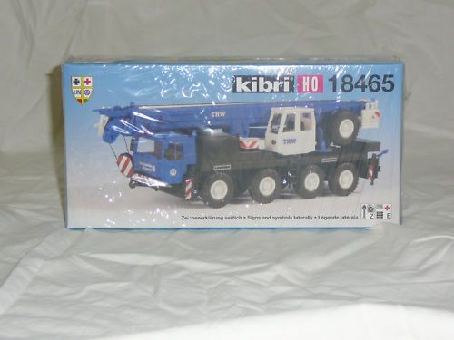 HO THW LIEBHERR MOBILE CRANE  KIBRI # 18465  