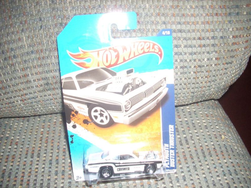 Hot wheels Performance 2011 Plymouth duster thruster  