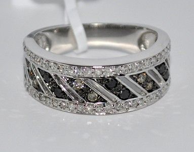 WOMENS DIAMOND BAND RING BLACK WHITE AND CHOCOLATE DIAMONDS WHITE GOLD 