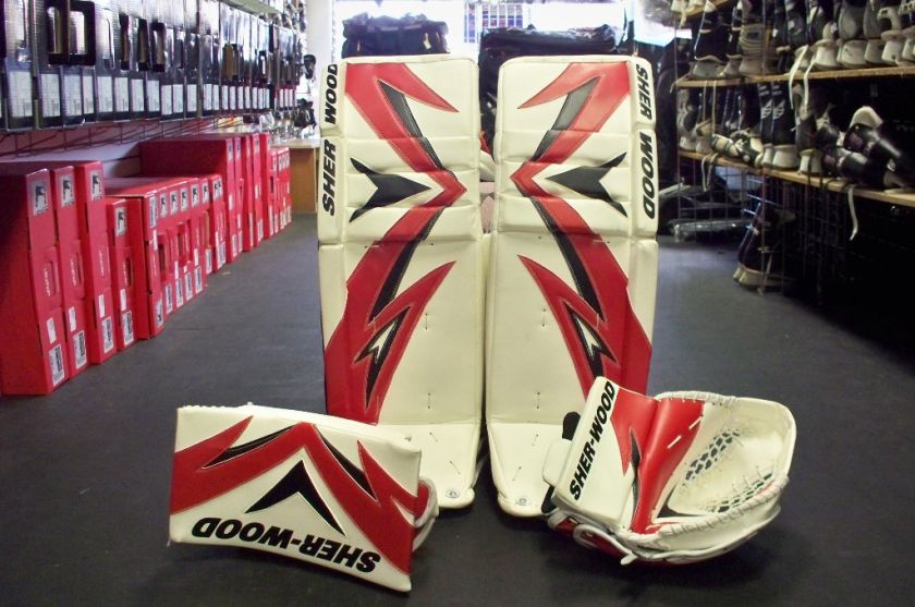 SherWood T100 MB 30 Pro Wht/Red/Blk 34+1 Goalie Pad Set  