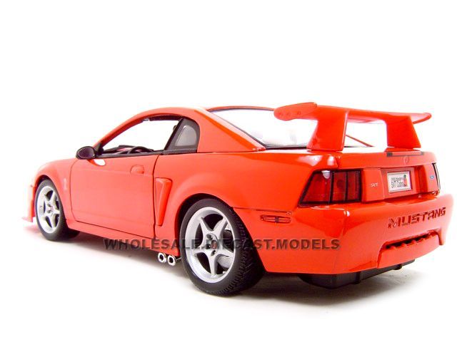 Brand new 118 scale diecast 2000 Ford SVT Cobra R By Maisto.