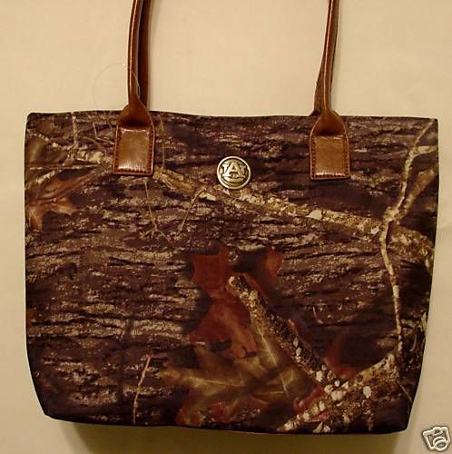 NWT CAMO LARGE PURSE AUBURN MOSSY OAK BREAKUP DESIGN  