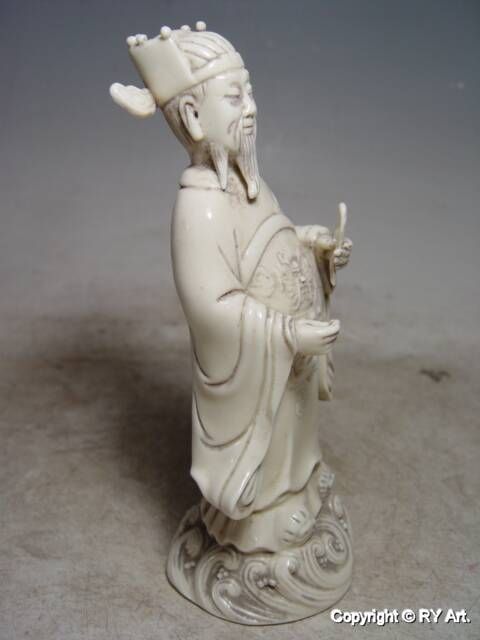 SET PORCELAIN EIGHT IMMORTALS FIGURINES BLANC DE CHINE  