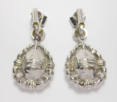 CRYSTAL MARIE ANTOINETTE AVON SMITHSONIAN EARRINGS $❶NR  