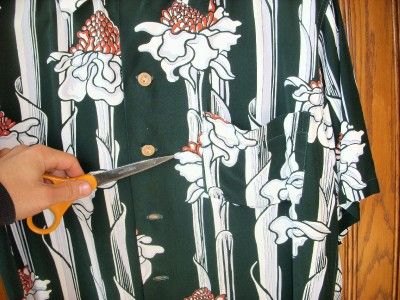 Vintage 1950s Rayon Kamehameha Torch Ginger Border Print Hawaiian 