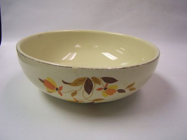 Halls Kitchenware USA Autumn Leaf Round Bowl  