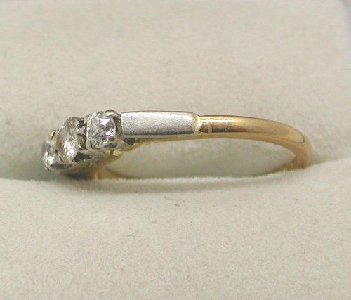 Vintage 18ct & Platinum Three Stone Diamond Ring  