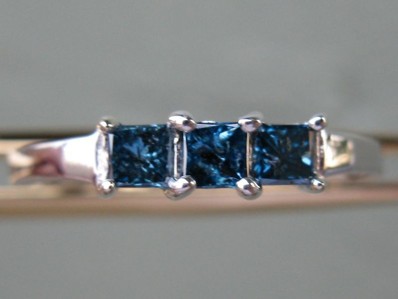 65ctw NATURAL PRINCESS CUT BLUE DIAMOND RING 3  STONE  