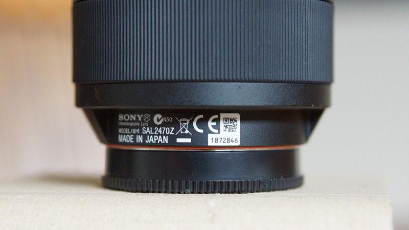 Carl Zeiss Sony Vario SAL 2470Z 24 mm 70 mm F/2.8 ZA Lens under Sony 