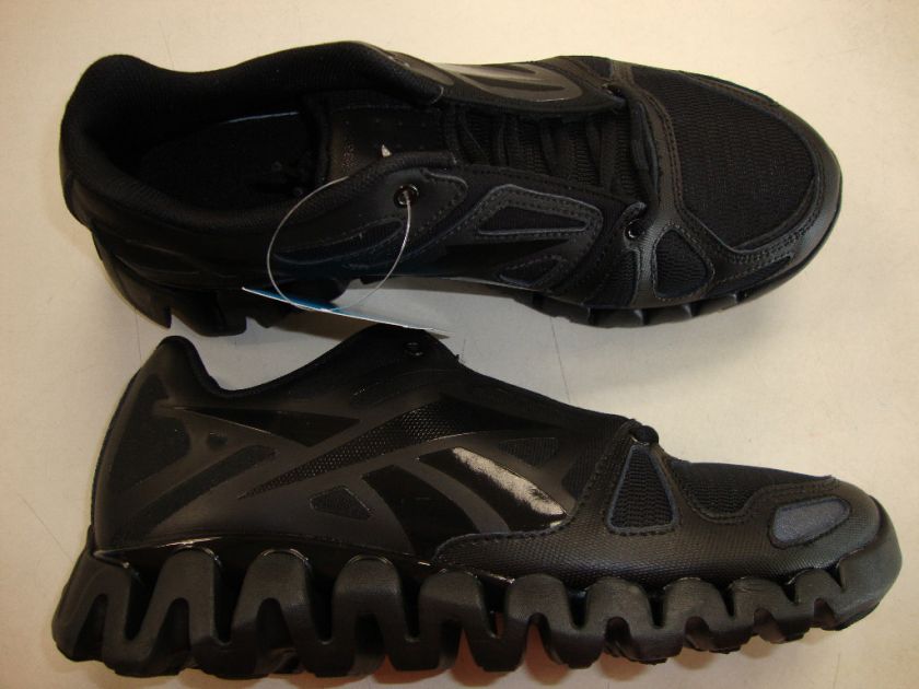 REEBOK ZIGTECH ZIGDYNAMIC ALL BLACK BOYS SHOES NWT  