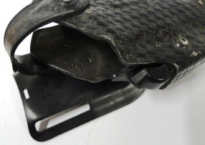 SAFARILAND HOLSTER GUN POLICE DUTY USED 6075 777 P 226 LEATHER HAND 