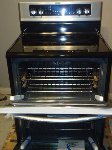 Gallery Series FGEF306TMF 30 Freestanding Electric Double Oven Range 