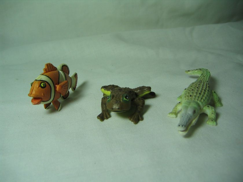   lot of 3 Australian Outback plastic 3D 4D puzzle frog alligator fish