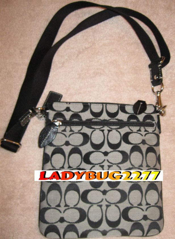 NWOT~Coach White/Black Pen Sig Swing pk purse hipster  