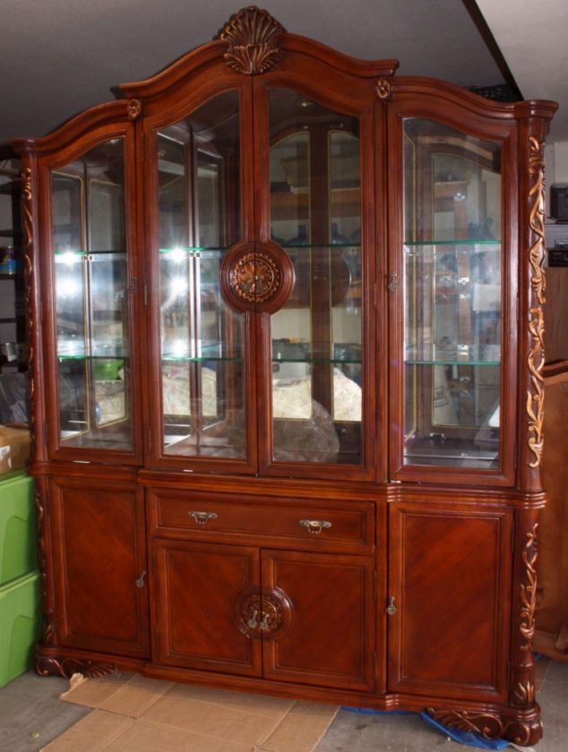   Hand Carved Lighted WALNUT Dining room TABLE 2 leaf + HUTCH  