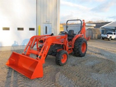 2005 KUBOTA L5030 4X4 TRACTOR LOADER BACKHOE, 300 HOURS  