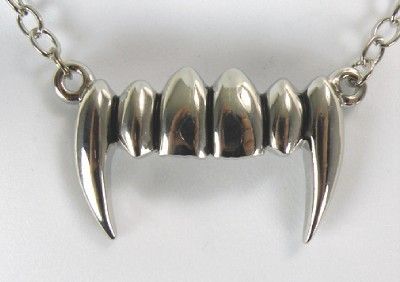 NEW VAMPIRE TEETH GOTHIC SILVER CHAIN PUNK EMO NECKLACE  