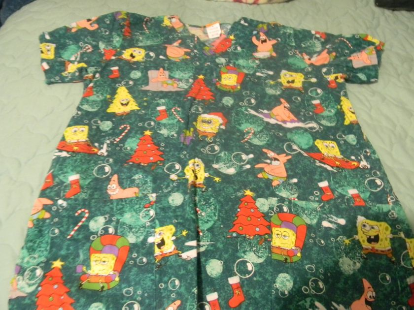   SQUARE PANTS & FRIENDS NURSES SCRUBS CHRISTMAS 2 FRONT POCKET,SIZE M