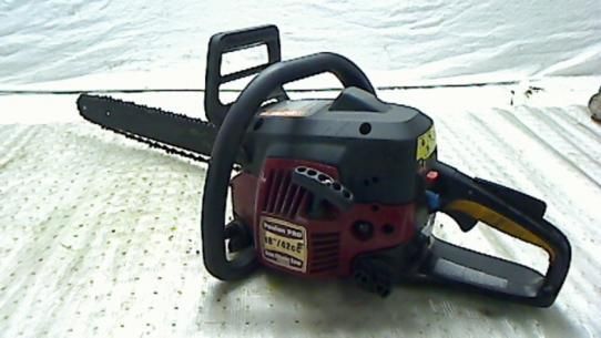 18 POULAN PRO CHAINSAW 42CC GAS CHAIN SAW PP4218AVX  