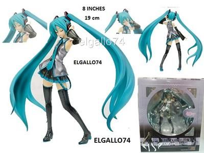 NEW NIB 8 MIKU HATSUNE DOLL FIGURE TOY GSC 1/8 SCALE  